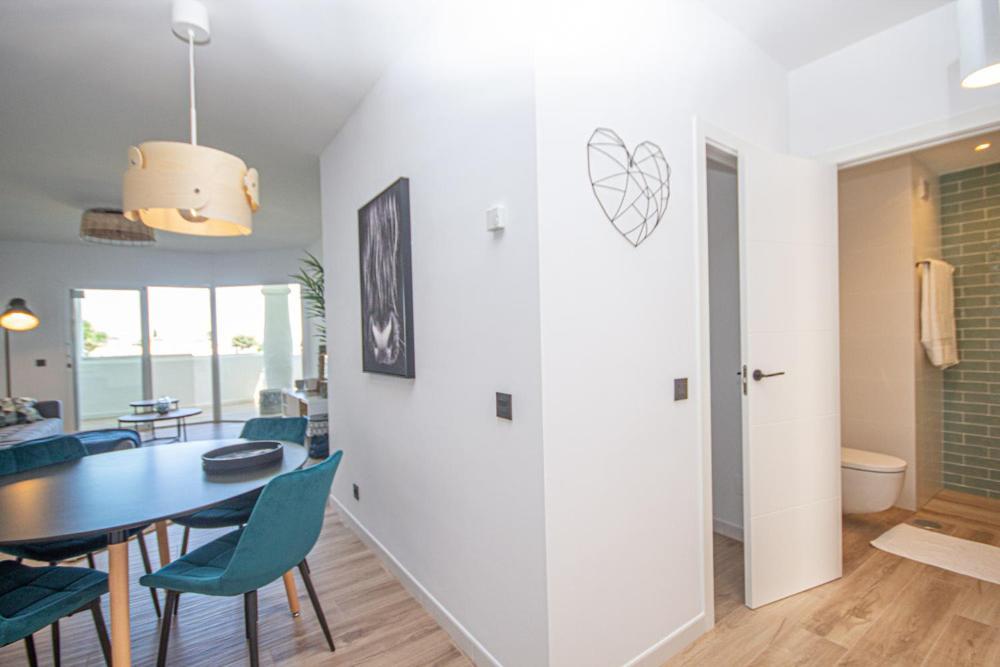 Wonderful 2 Bed Apartment With Stunning Sea Views Sitio de Calahonda Bagian luar foto